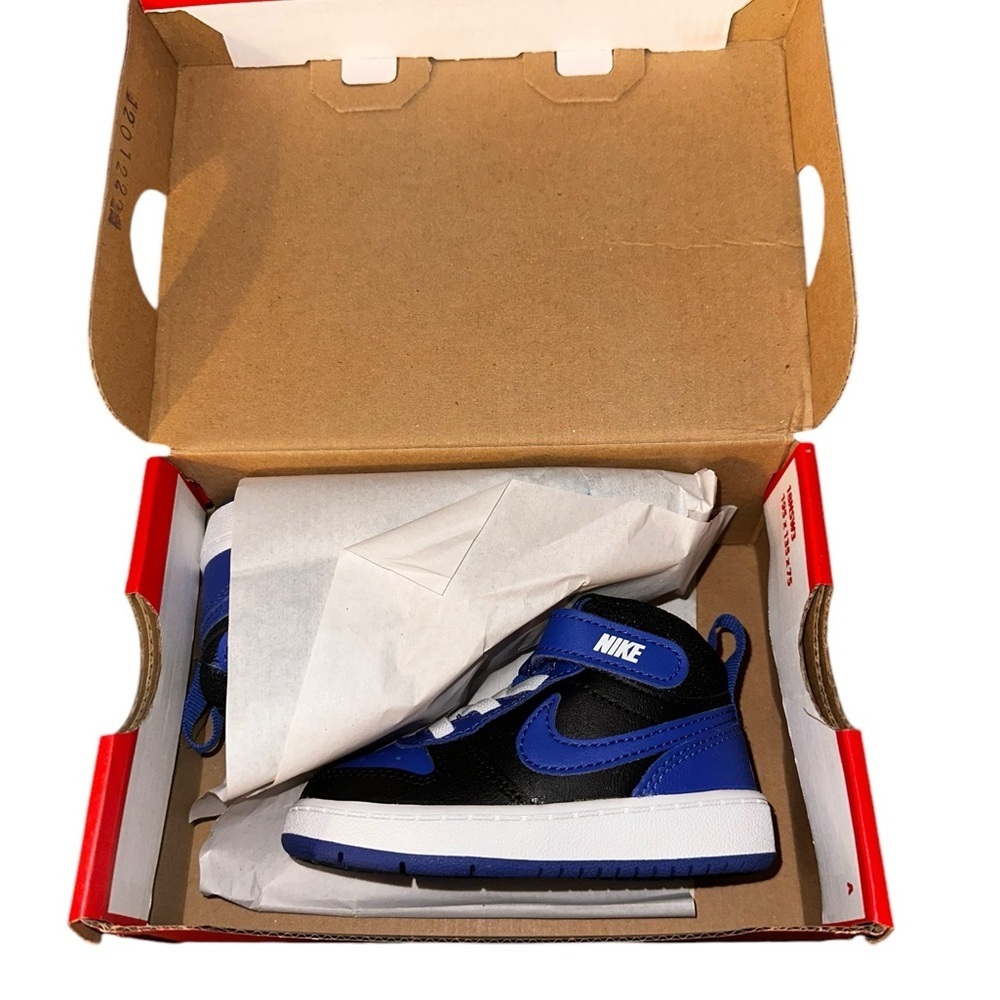 NIB Toddler Nike Court Borough​​ - Picture 5 of 7